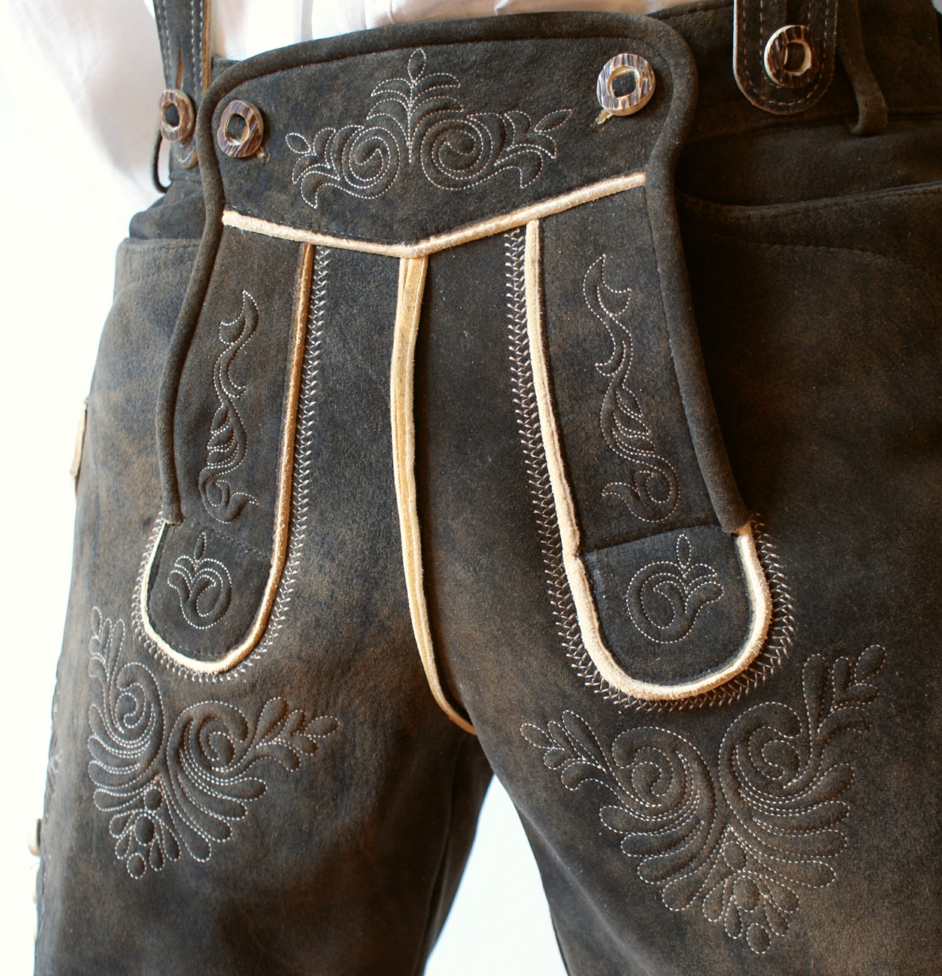 Almenrausch Trachten Lederhose Rot Mit Latz - Echte Trachtenbermuda In Größen 40-48